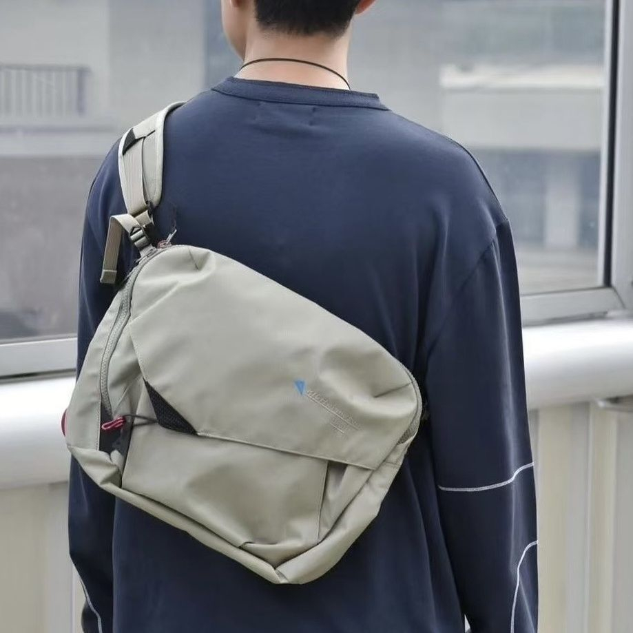 8L Outdoor Messenger Bag Large - Cycling Commute Bag 评论和价格